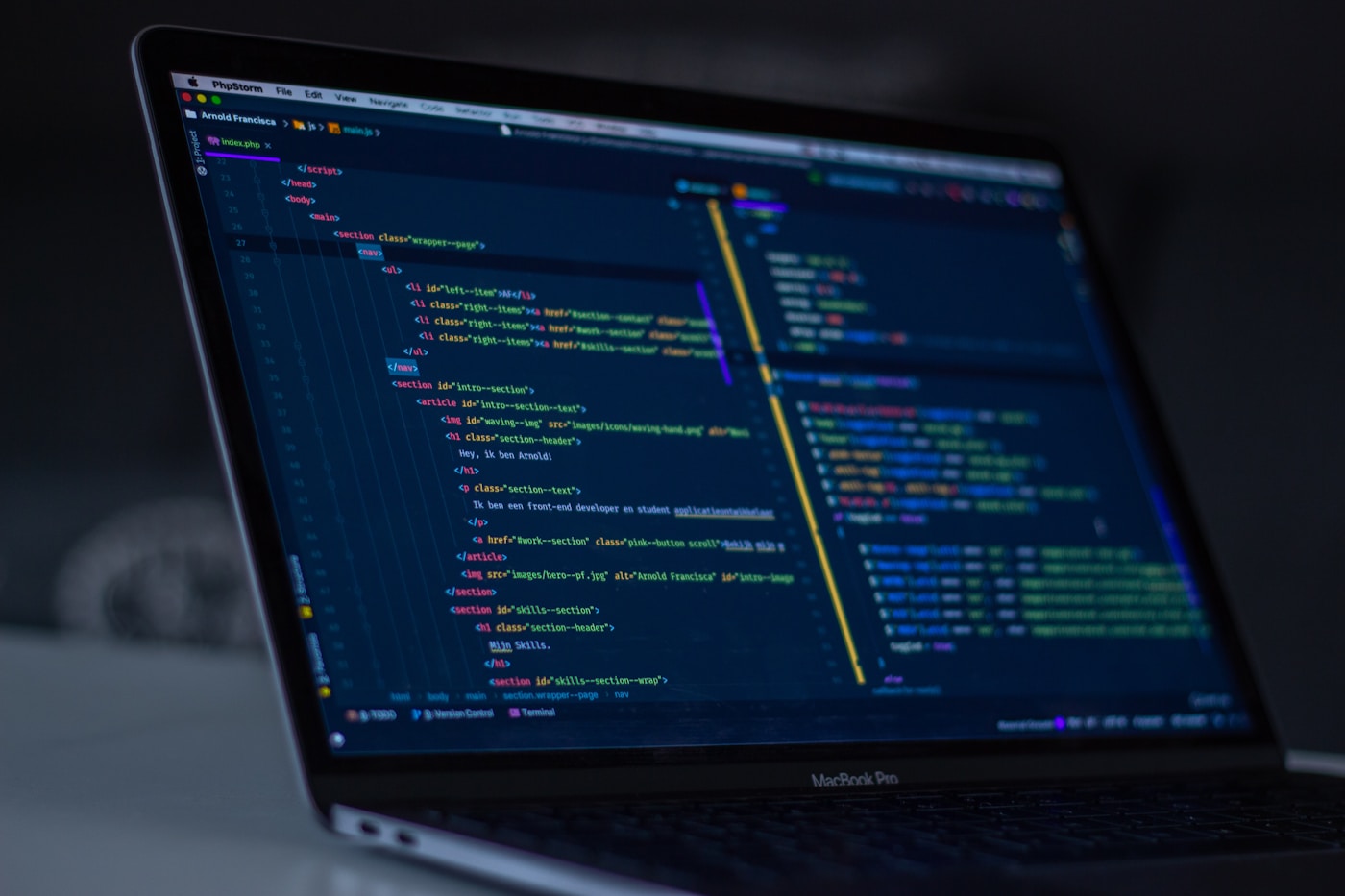 When Does a Business Need Custom Software?